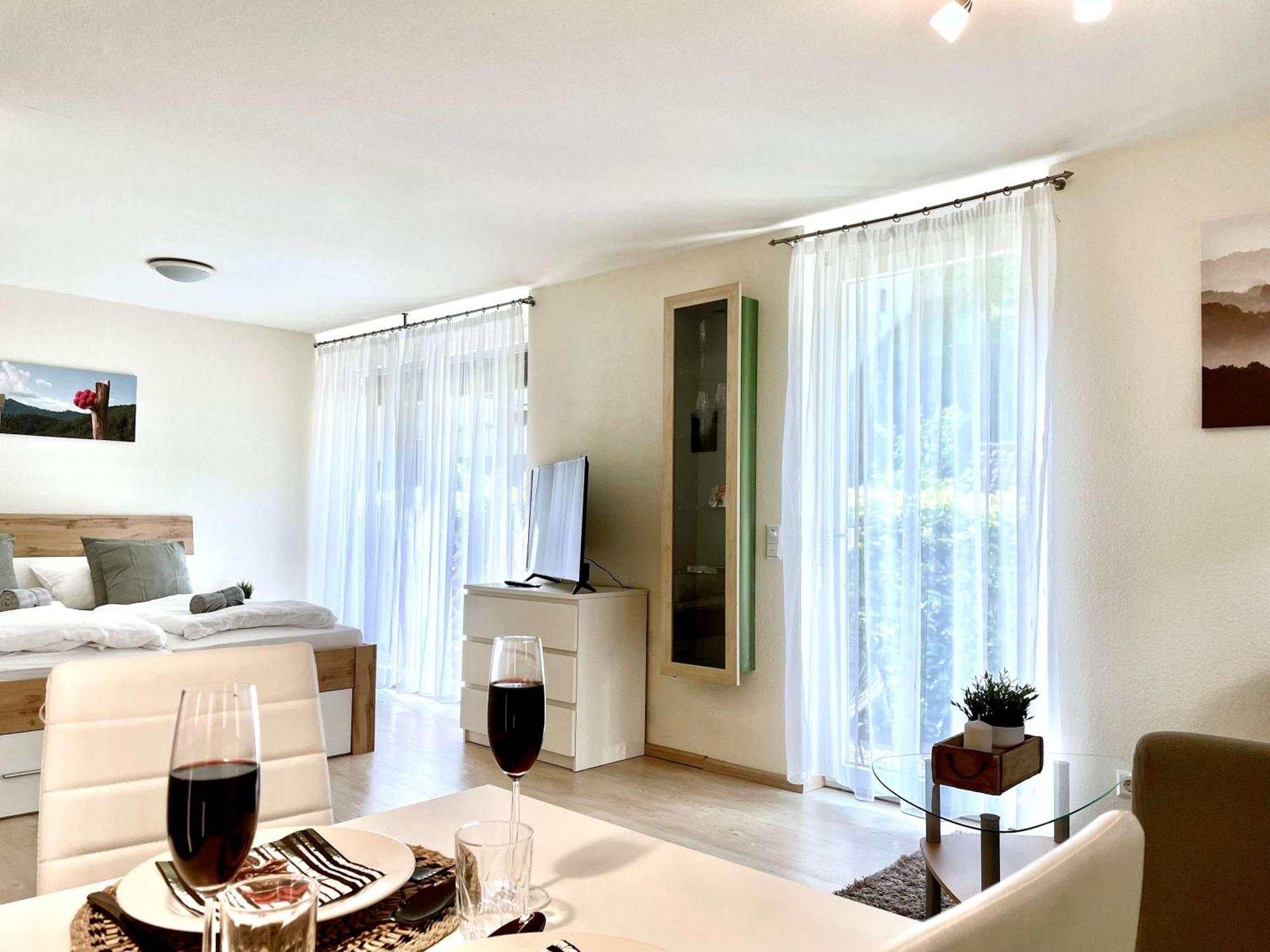 Relaxapartments Black Forest Diamond Direkt An Der Hornberger Freilichtbuehne - Sonnenterrasse Mit Blick Auf Das Hornberger Schloss, Schnelles Internet, Fuer Bis Zu 2 Personen 外观 照片